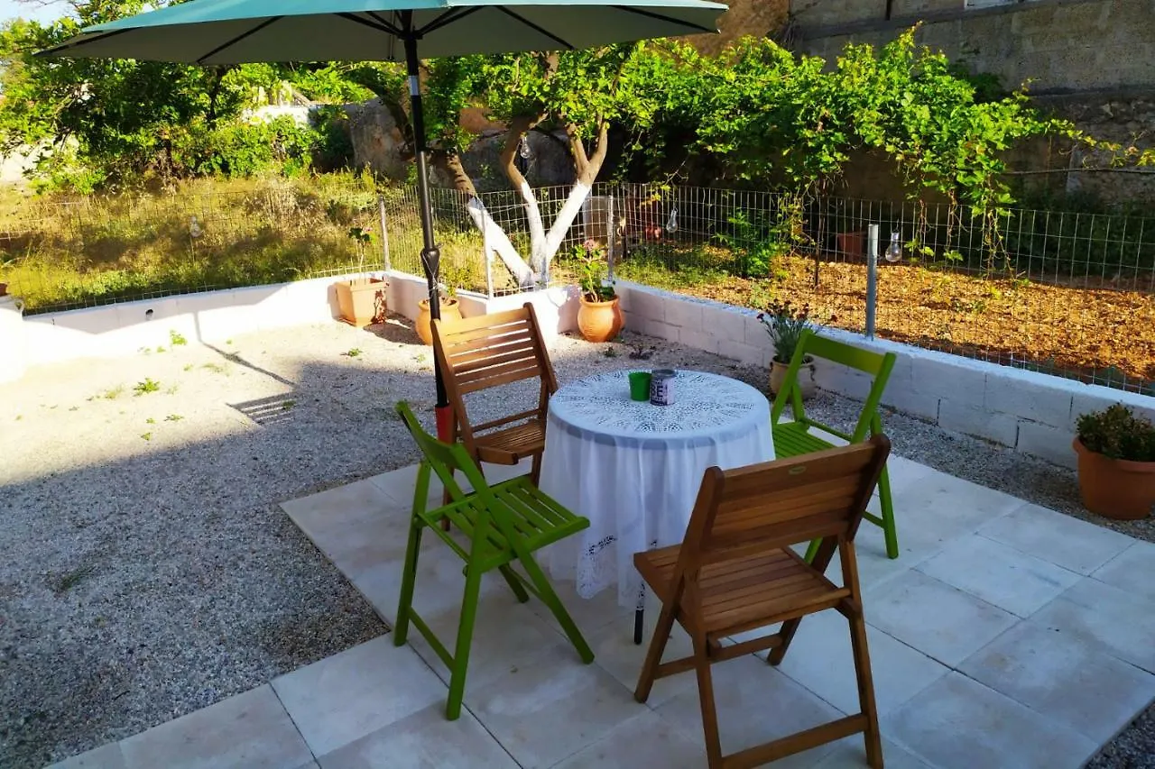 Sunday Apartment Chania 2A